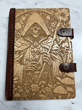 Load image into Gallery viewer, Floramancer of the Grave