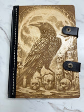 Load image into Gallery viewer, Omenfeather