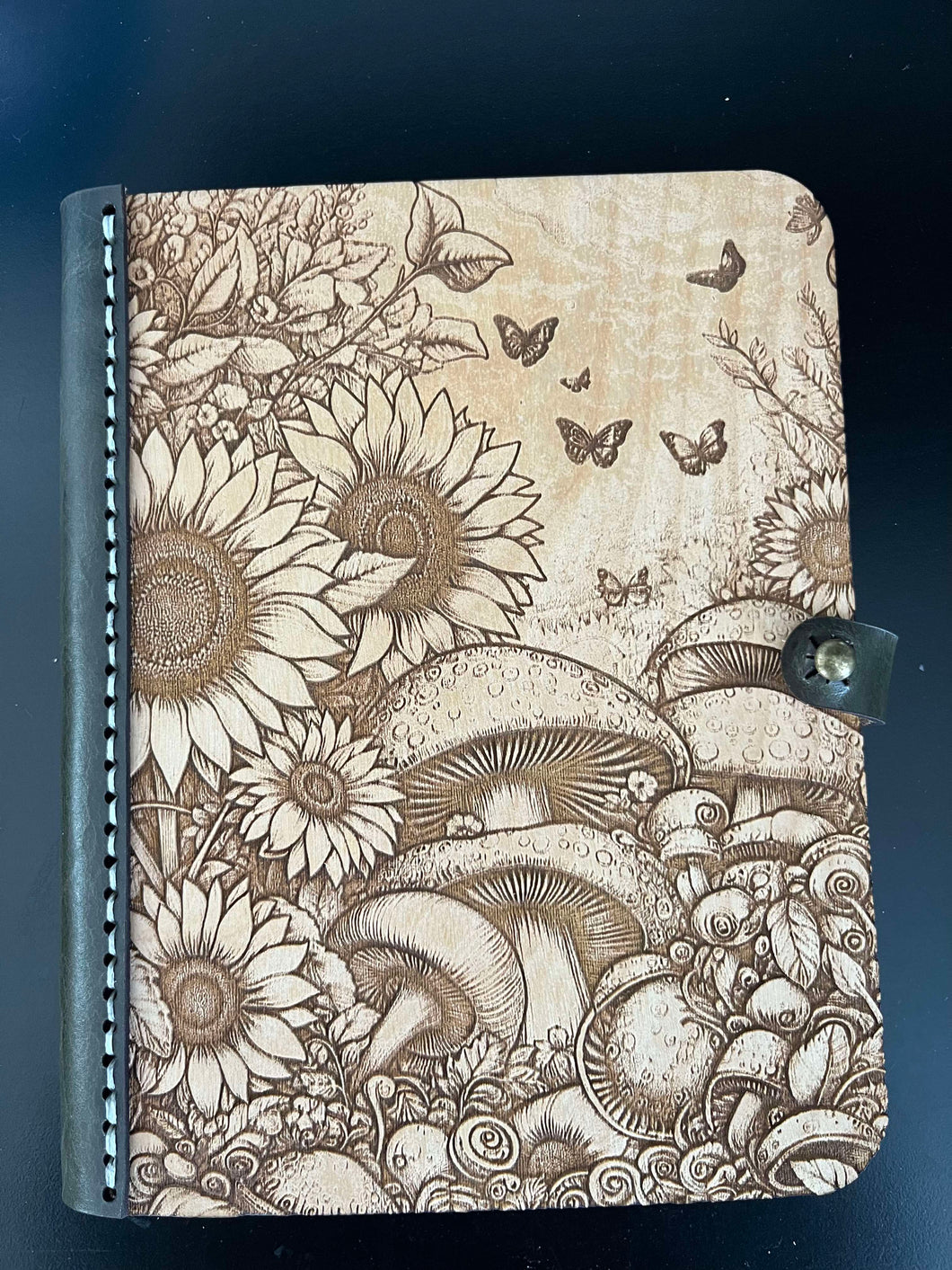 Kindle Cover Mushroom Sunflowers Design file